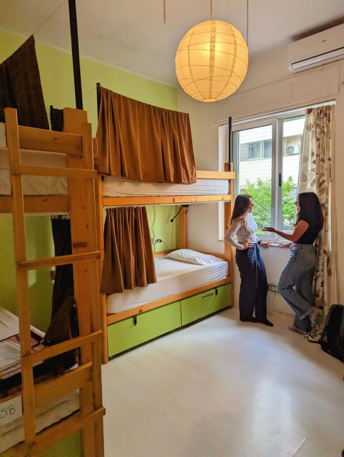 Tirana Backpacker Hostel Exterior foto